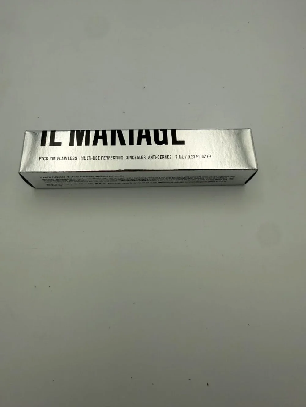 IL MAKIAGE Concealer Shade 2.5 + Luxe Scrunchie